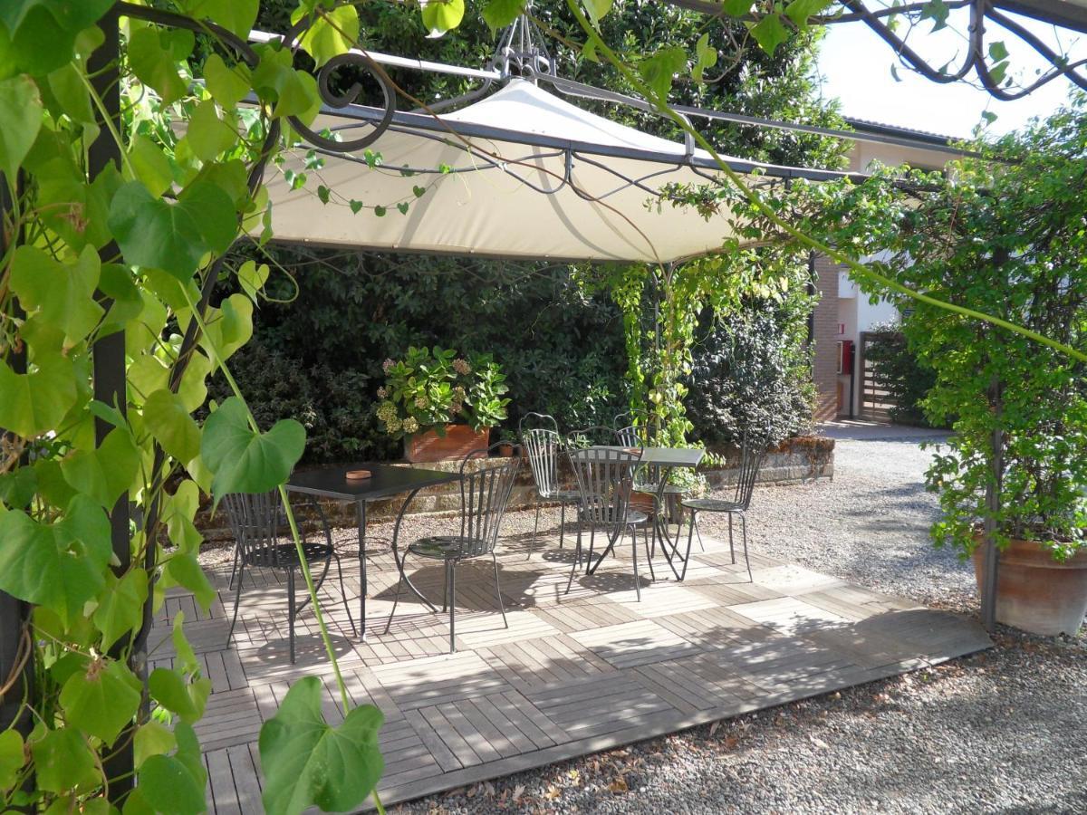 Fattoria La Steccaia Villa Riparbella Exterior foto